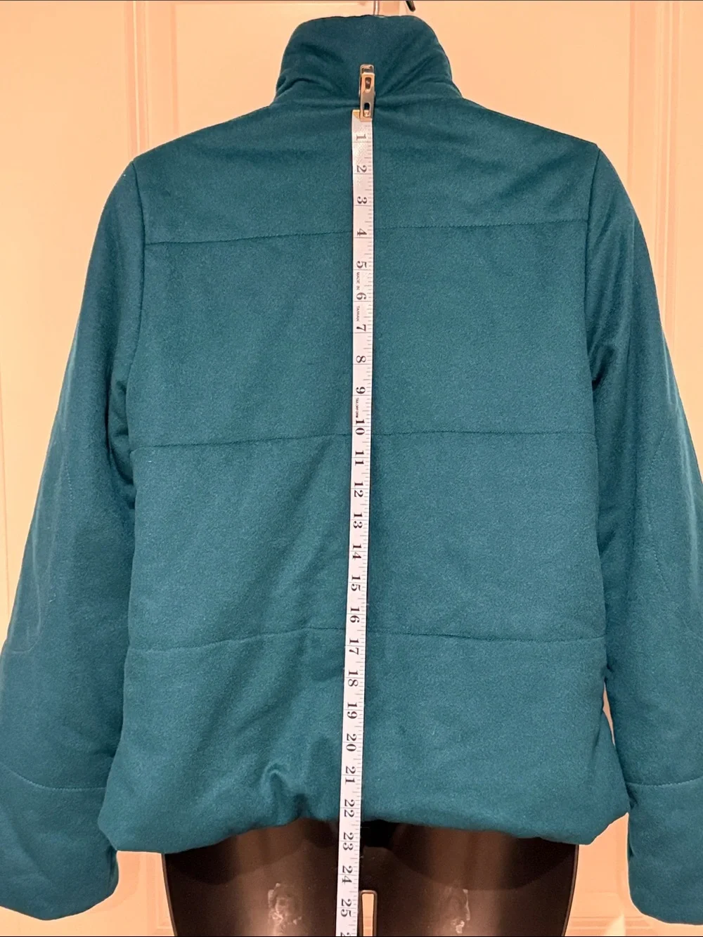 TSE 100% Cashmere Long Sleeved Snap Front Jacket